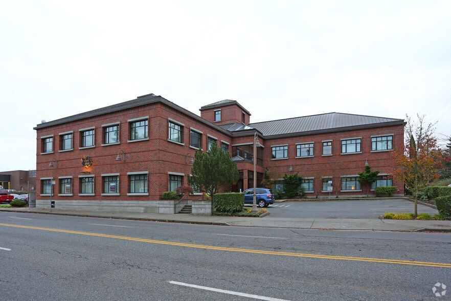 911 N 145th St, Seattle, WA à vendre - Photo du bâtiment - Image 3 de 9