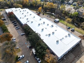 Plus de détails pour 1380 River Bend Dr, Dallas, TX - Bureau à vendre