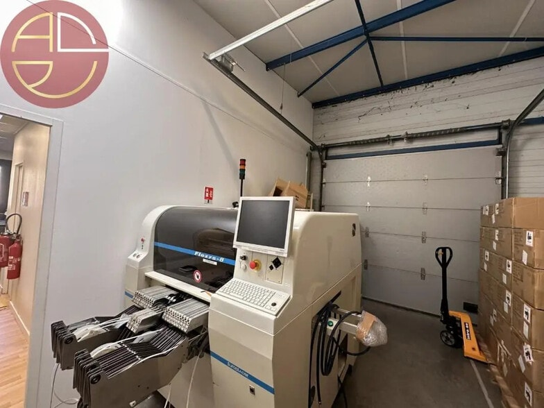 Industrial in Montrabé for lease - Interior Photo - Image 2 of 4