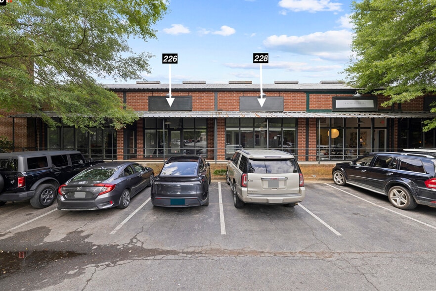 226 W Washington St, Madison, GA à vendre - Photo principale - Image 1 de 48