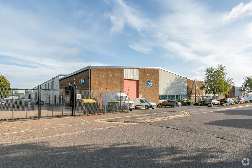 Bramble Rd, Swindon à vendre - Photo principale - Image 1 de 1