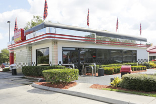 1725 S McCall Rd, Englewood FL - Restaurant avec service au volant