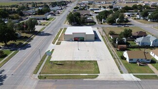 Plus de détails pour 312 W Carthage St, Meade, KS - Commerce de détail à louer