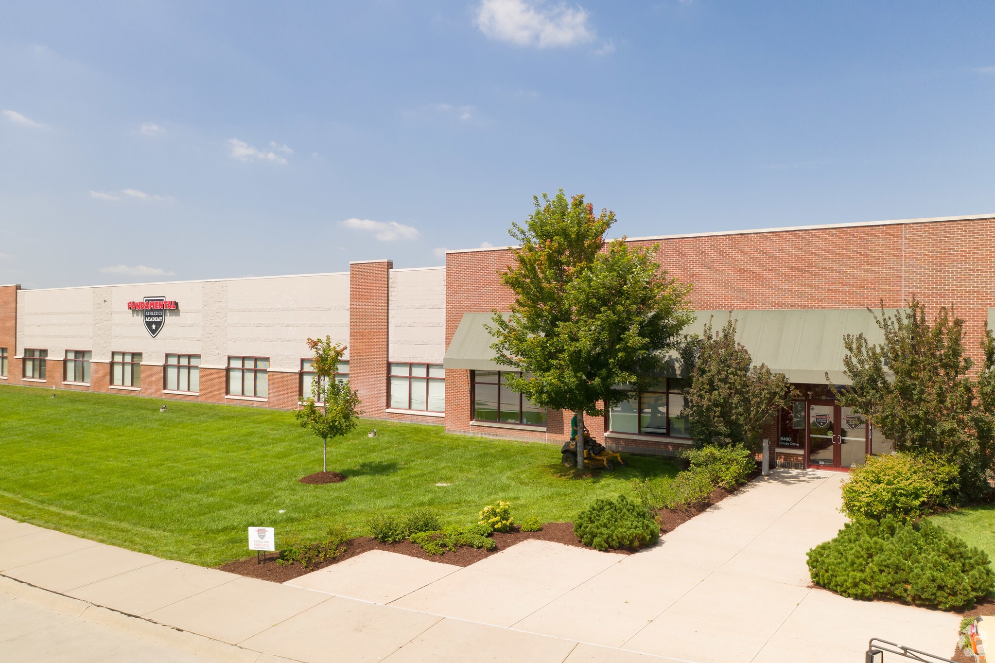 8400 Cody Dr, Lincoln, NE for lease Primary Photo- Image 1 of 16