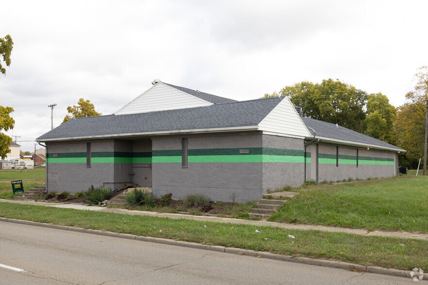 120-122 S James H Mcgee Blvd, Dayton, OH for sale - Building Photo - Image 1 of 15