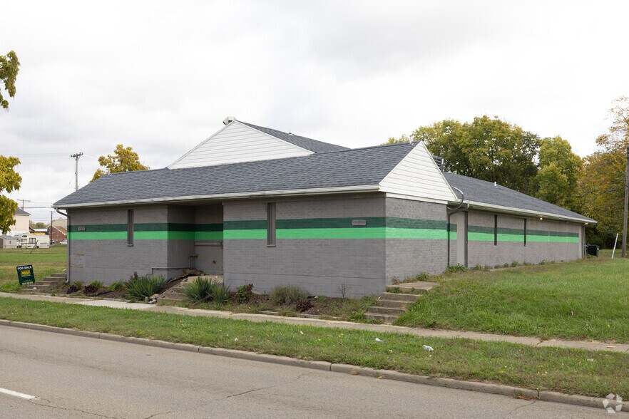 120-122 S James H Mcgee Blvd, Dayton, OH à vendre - Photo du bâtiment - Image 1 de 15