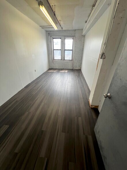 605 E 132nd St, Bronx, NY à louer - Photo du bâtiment - Image 3 de 12