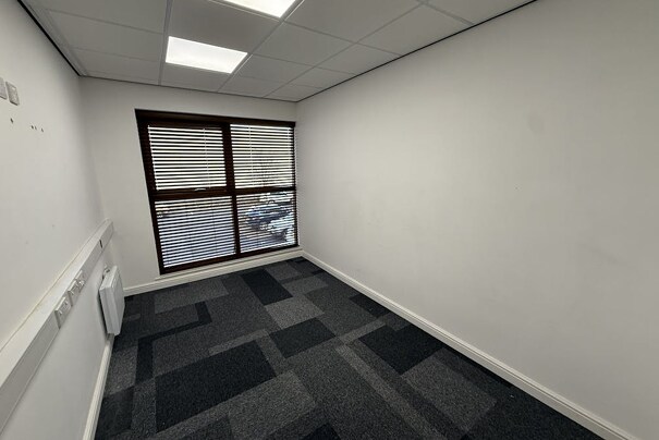 St Johns Rd, Durham, DUR DH7 8ER - Unité 19 -  - Photo intérieure - Image 2 of 3