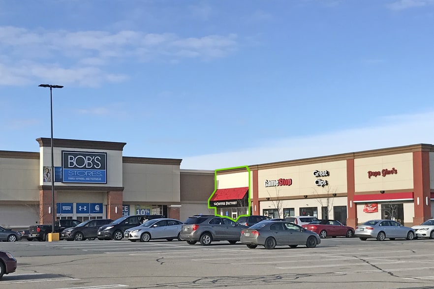 93 Cluff Crossing Rd, Salem, NH for lease - Building Photo - Image 1 of 4