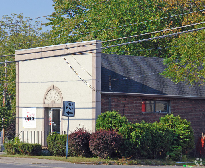 2001 Central Ave, Albany, NY à vendre - Photo du bâtiment - Image 1 de 1