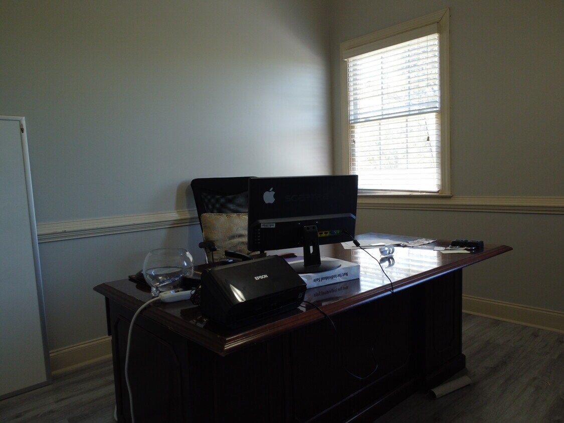 861 Commerce Dr SW, Conyers, GA à louer Photo intérieure- Image 1 de 4