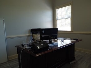 861 Commerce Dr SW, Conyers, GA à louer Photo intérieure- Image 1 de 4