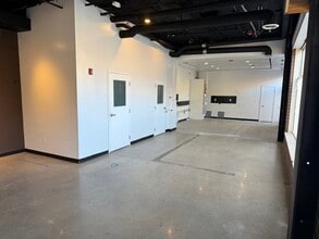 213 Ann St, East Lansing, MI à louer Photo intérieure- Image 1 de 3