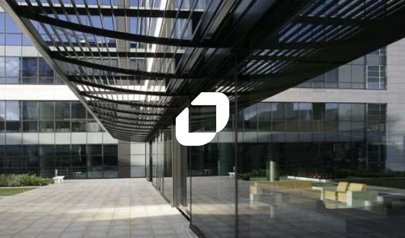 Bureau dans Neuilly-sur-Seine à louer - Photo du bâtiment - Image 3 de 11