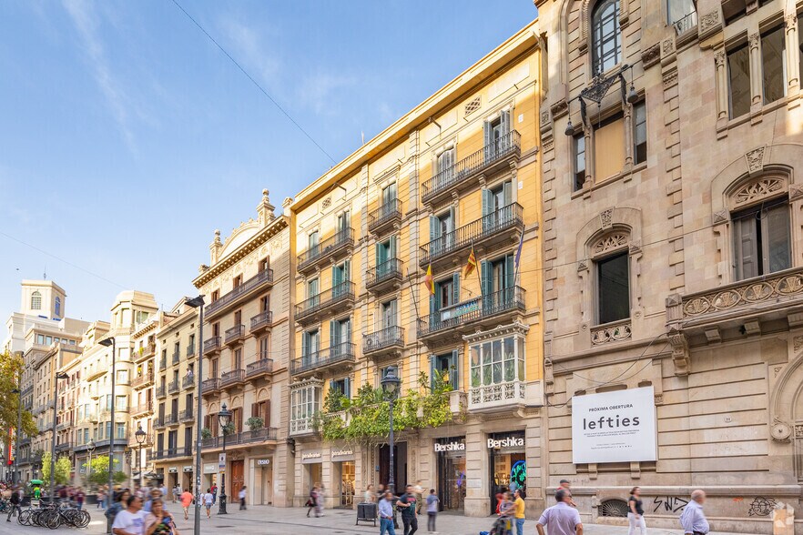 Bureau dans Barcelone, Barcelona à louer - Photo du bâtiment - Image 2 de 2