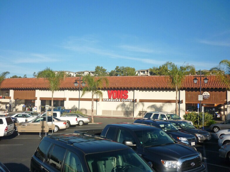 2502-2600 El Camino Real, Carlsbad, CA à louer - Photo du bâtiment - Image 2 de 22
