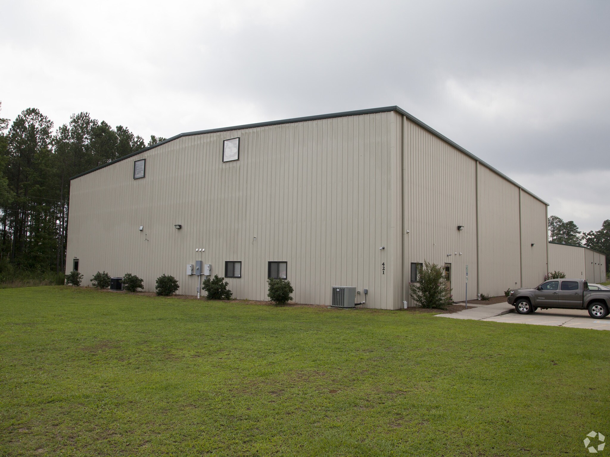 421 W Manchester Rd, Spring Lake, NC à vendre Photo du bâtiment- Image 1 de 1