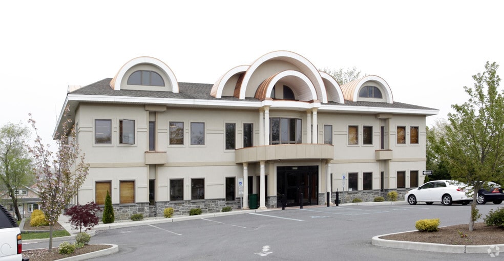 1015 New Rd, Northfield, NJ à vendre - Photo du bâtiment - Image 3 de 12