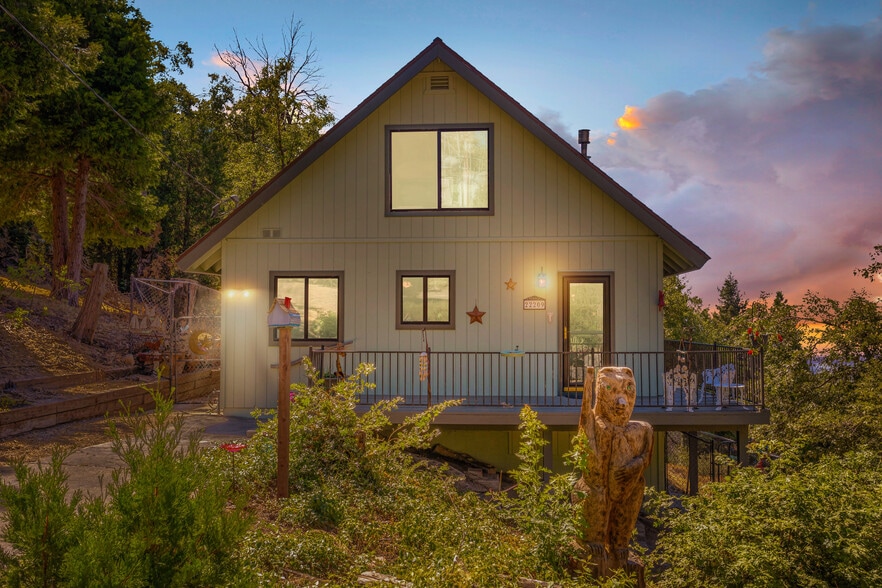 22209 Crestline Rd, Palomar Mountain, CA à vendre - Photo du bâtiment - Image 2 de 36