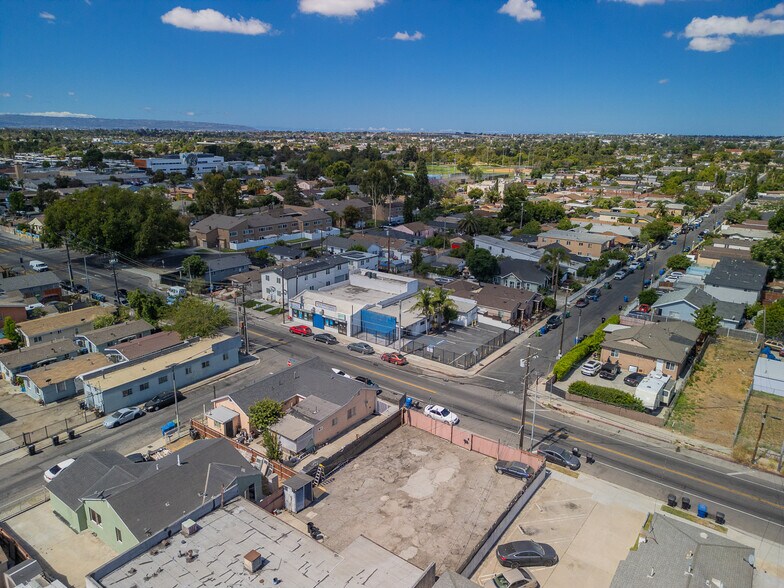 9909 Compton Ave, Los Angeles, CA à vendre - Photo du bâtiment - Image 3 de 9