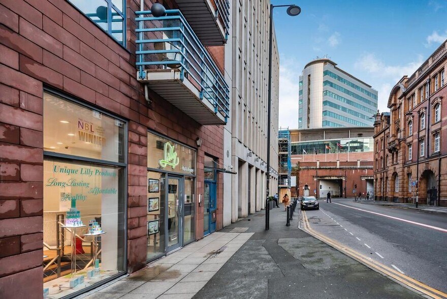 14-16 Whitworth St, Manchester à louer - Photo principale - Image 1 de 3