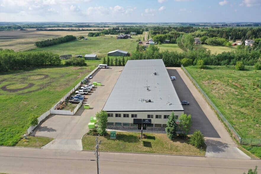11129 83rd Ave, Fort Saskatchewan, AB for lease - Building Photo - Image 3 of 5