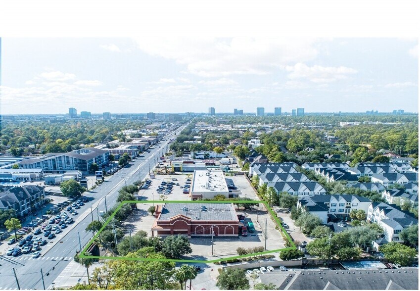 9292 Westheimer Rd, Houston, TX à vendre - Photo du bâtiment - Image 2 de 7