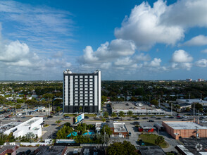 633-699 NE 167th St, North Miami Beach, FL - Aérien  Vue de la carte - Image1