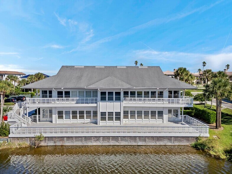 572 Ponte Vedra Blvd, Ponte Vedra Beach, FL à louer - Photo du bâtiment - Image 3 de 3