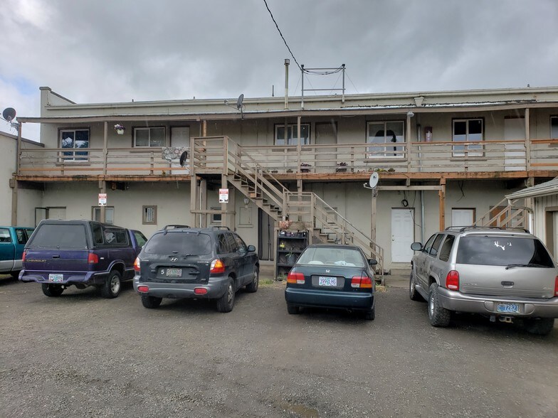 145 S Main St, Jefferson, OR à vendre - Photo du bâtiment - Image 2 de 12