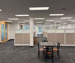 25 Centurian Dr, Markham, ON for lease Interior Photo- Image 2 of 4