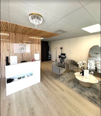 Plus de détails pour 9705 S Dixie Hwy, Pinecrest, FL - Bureau à louer