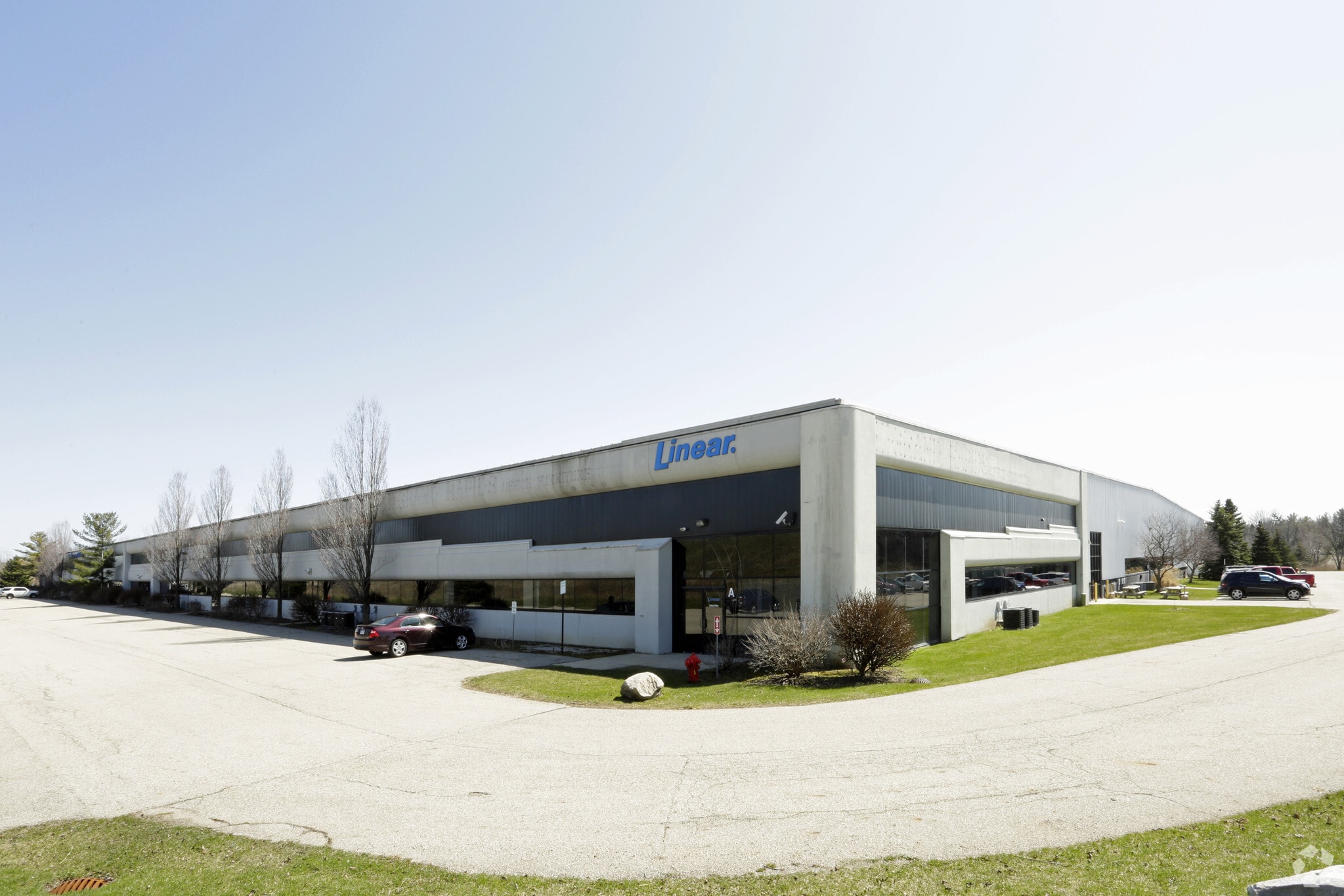 2547 3 Mile Rd NW, Grand Rapids, MI for lease Primary Photo- Image 1 of 12