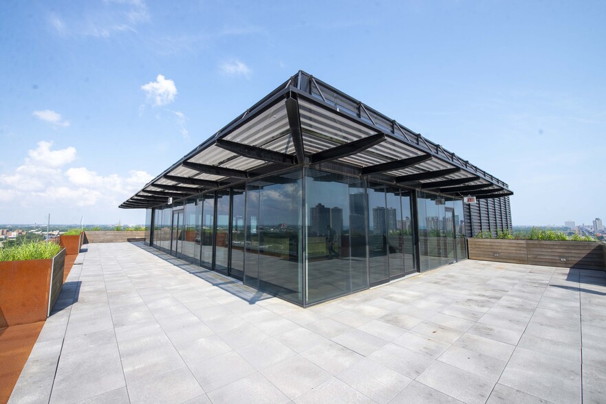 5050 N Broadway St, Chicago, IL for lease - Building Photo - Image 1 of 19