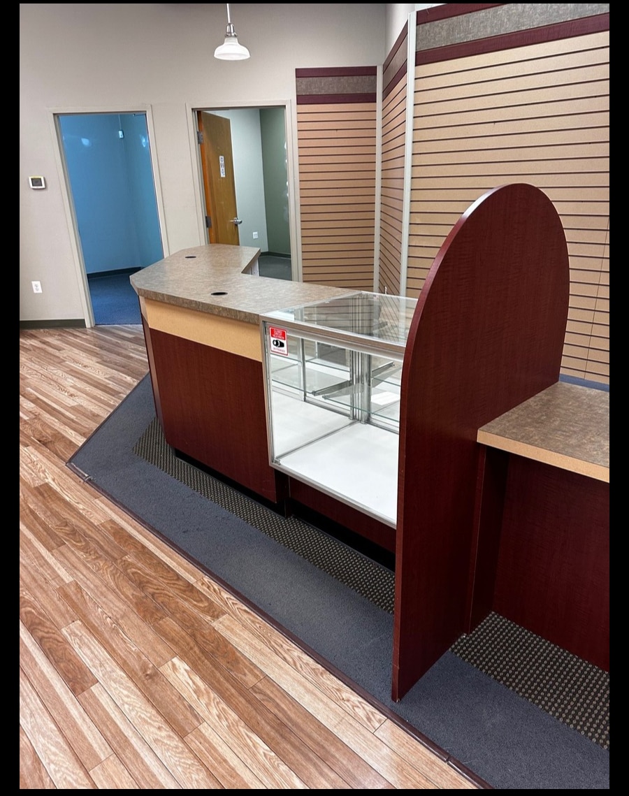 525 Amherst St, Winchester, VA for lease Interior Photo- Image 1 of 10