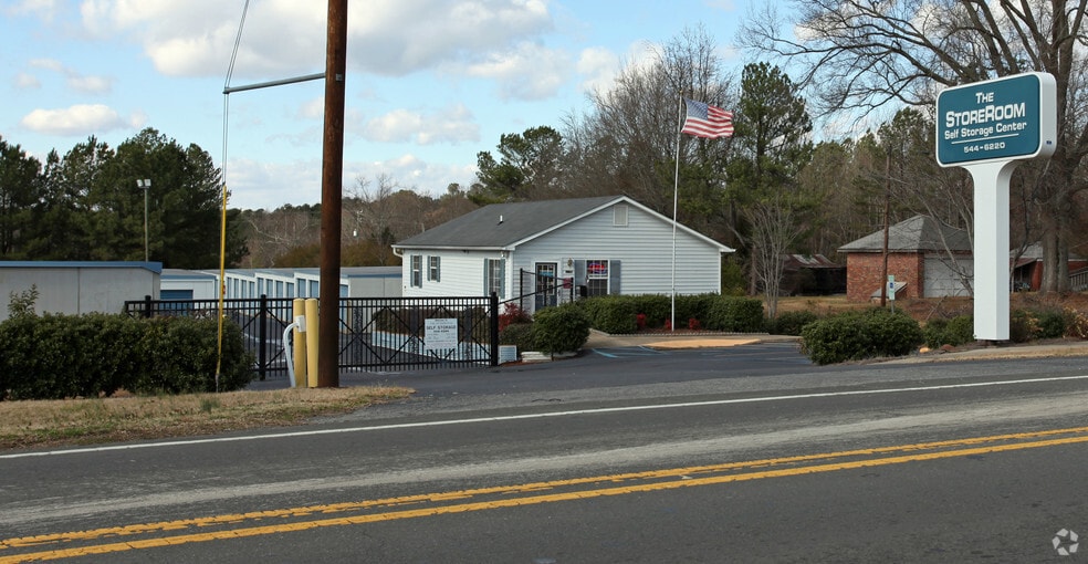 3822 S Alston Ave, Durham, NC à vendre - Photo du bâtiment - Image 2 de 3