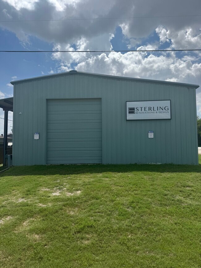 More details for 121 W 6th St, Justin, TX - Industrial for Lease