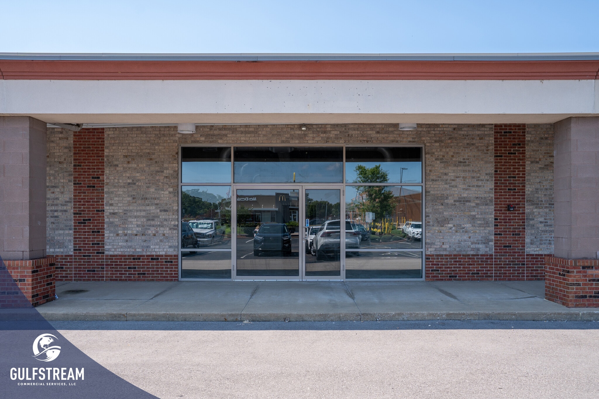 3332 Villa Point, Owensboro, KY for lease Interior Photo- Image 1 of 9