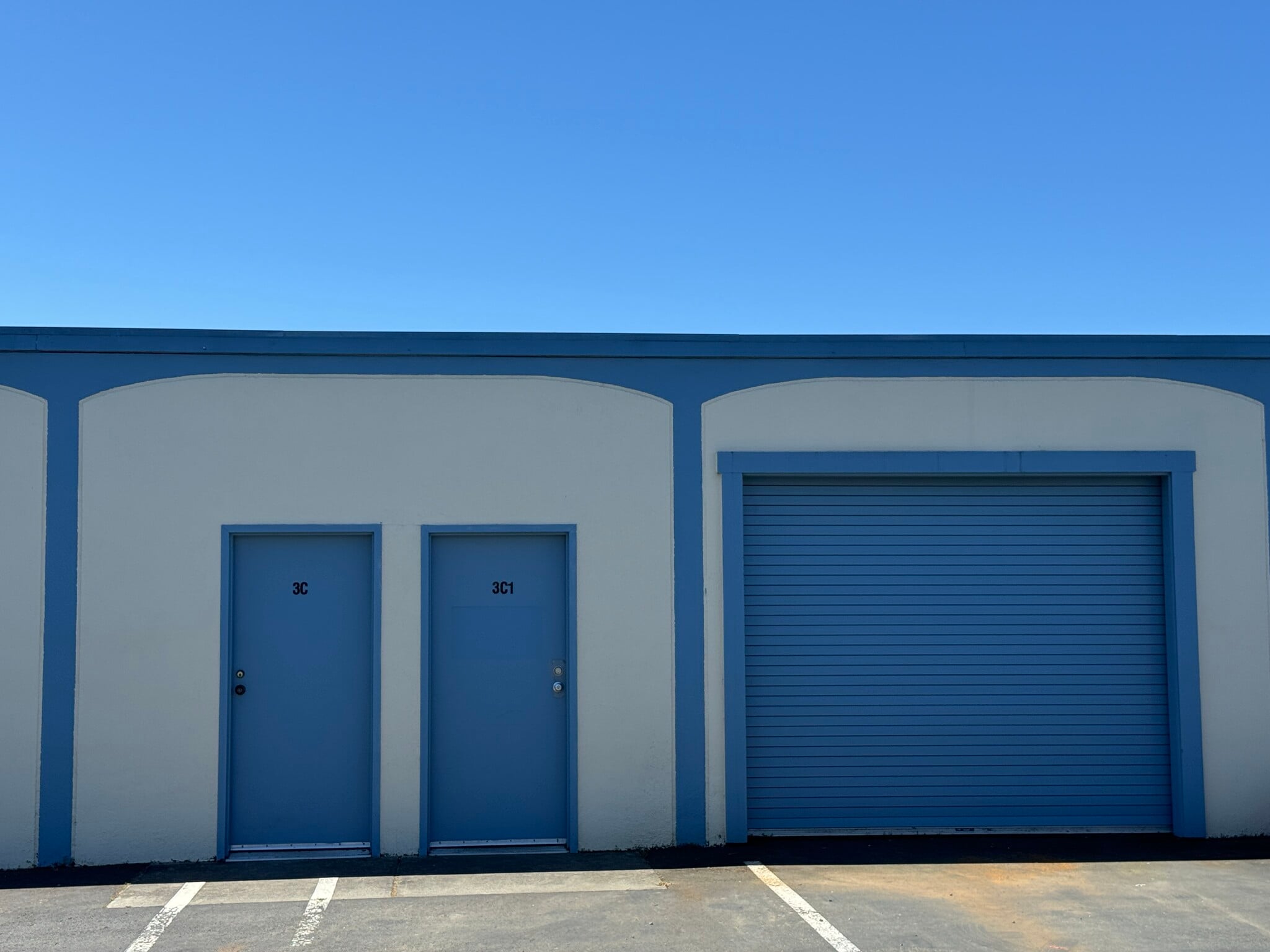 1042 Hopper Ave, Santa Rosa, CA à louer Photo du bâtiment- Image 1 de 3