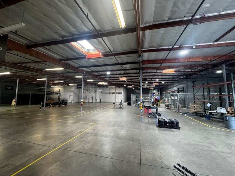 5160 Gabbert Rd, Moorpark, CA for lease - Building Photo - Image 3 of 21