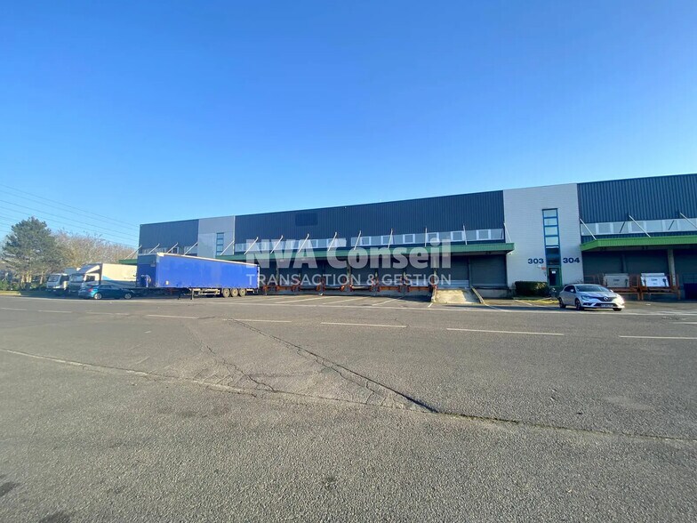 Industriel dans SAINT-OUEN-L'AUMONE à louer - Photo du bâtiment - Image 2 de 9