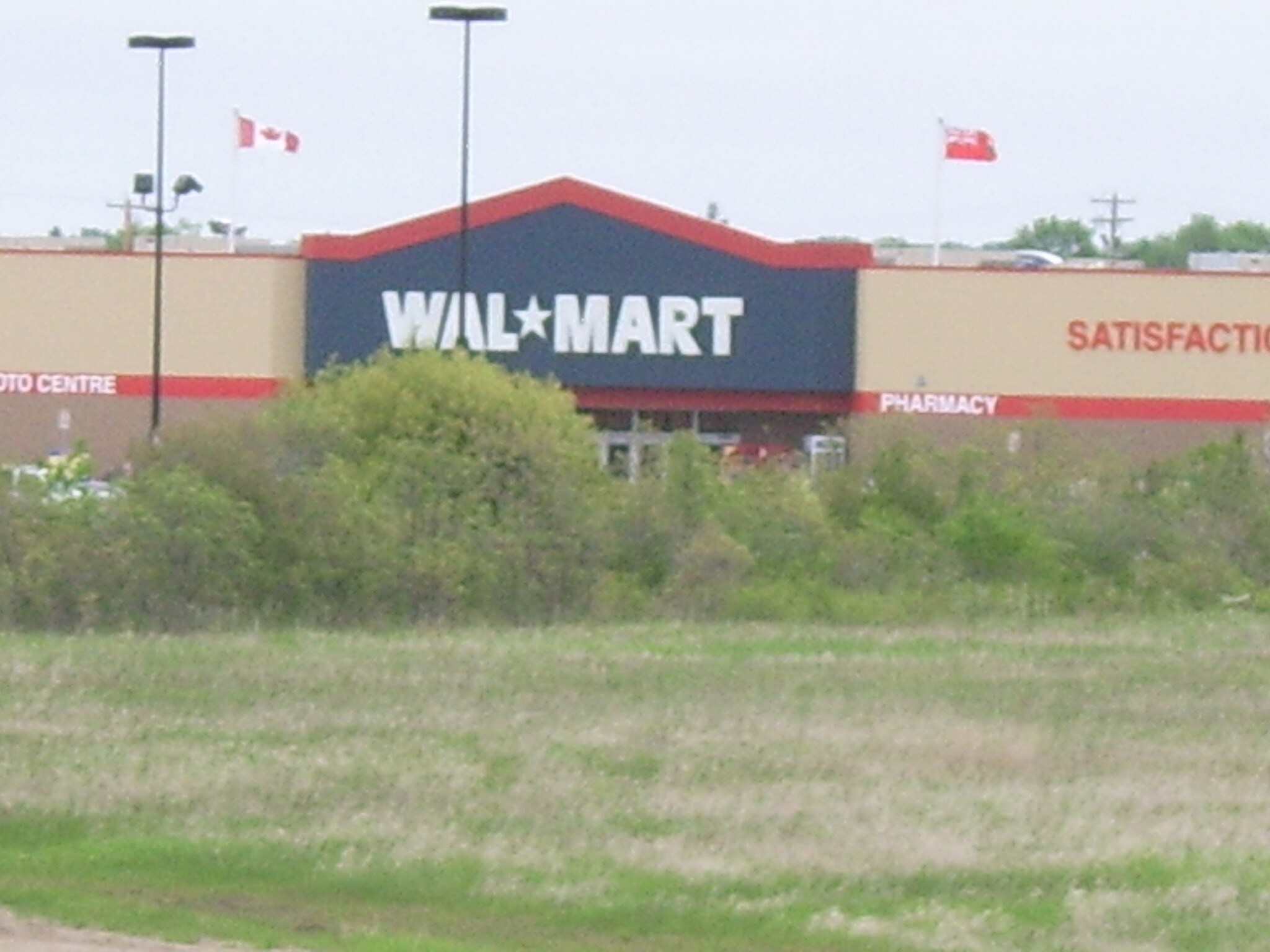 9 Next To Walmart Pl Hwy, Selkirk, MB for sale Primary Photo- Image 1 of 1