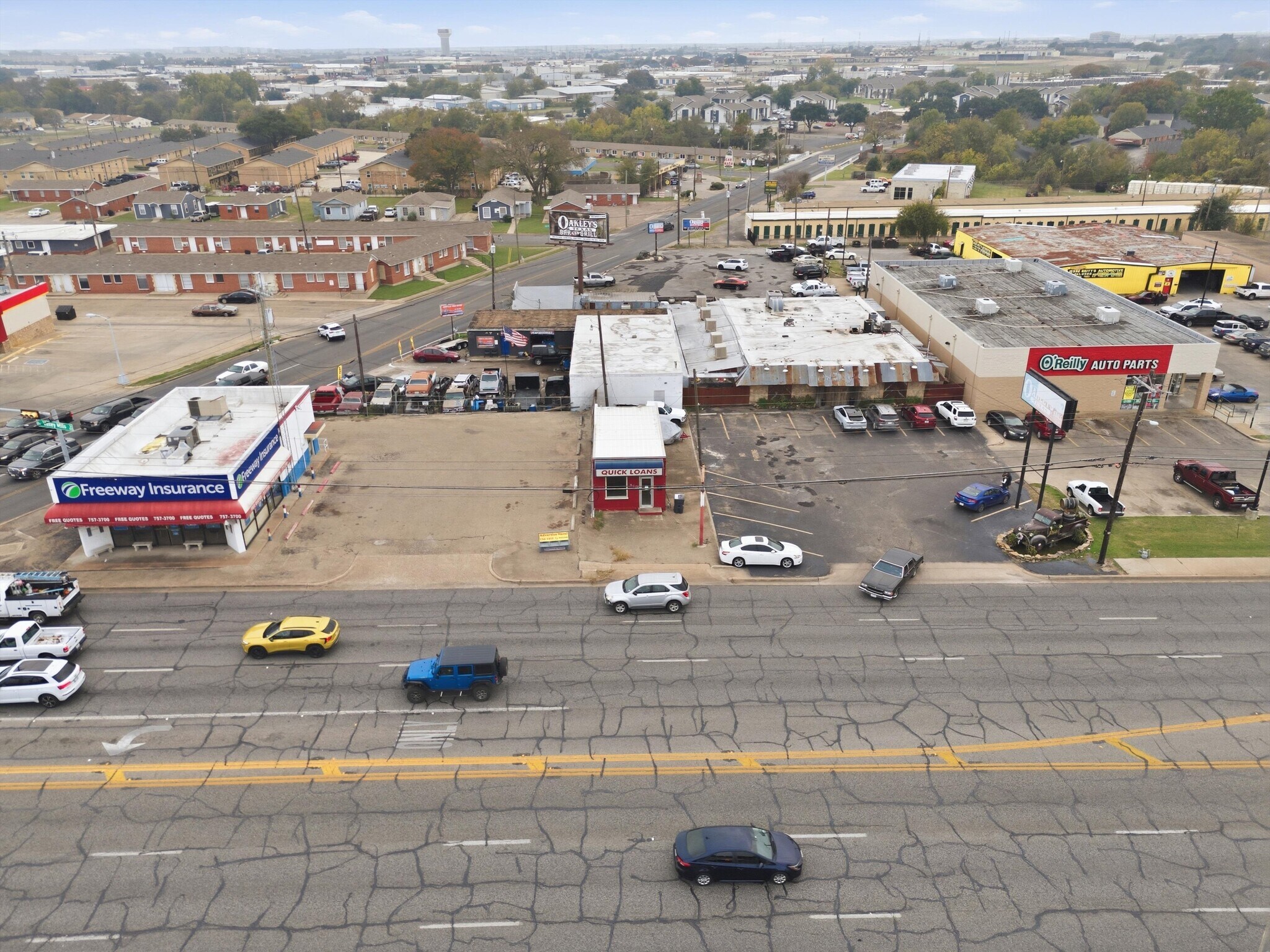 810 N Valley Mills Dr, Waco, TX à vendre Photo principale- Image 1 de 5