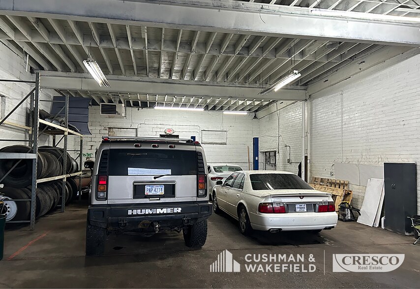 2516 W 3rd St, Cleveland, OH à vendre - Photo intérieure - Image 3 de 6