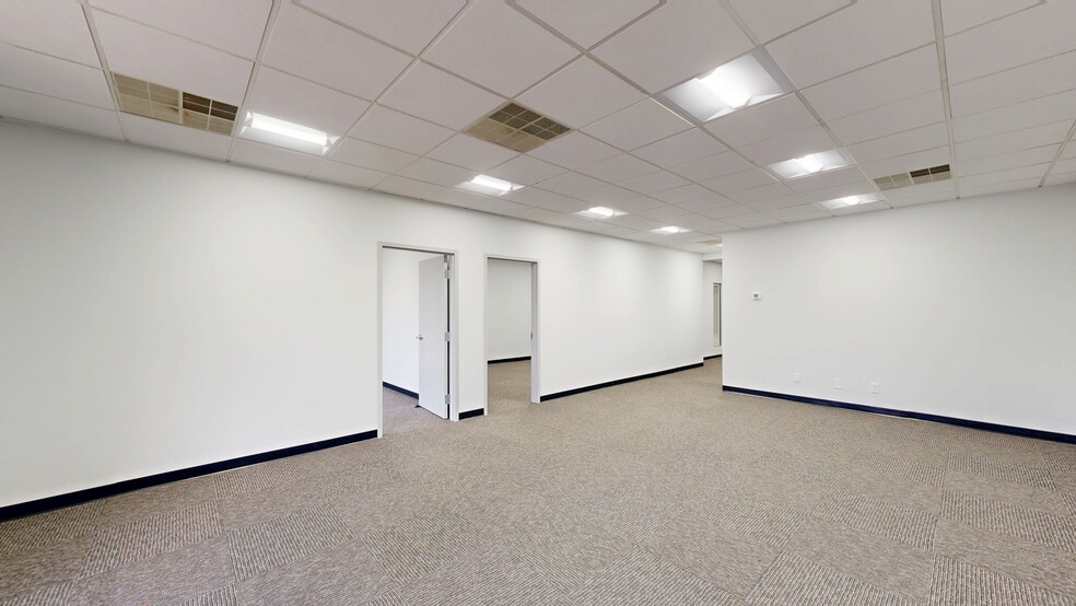 5009-5015 W WT Harris Blvd, Charlotte, NC for lease - Matterport 3D Scan - Image 2 of 18