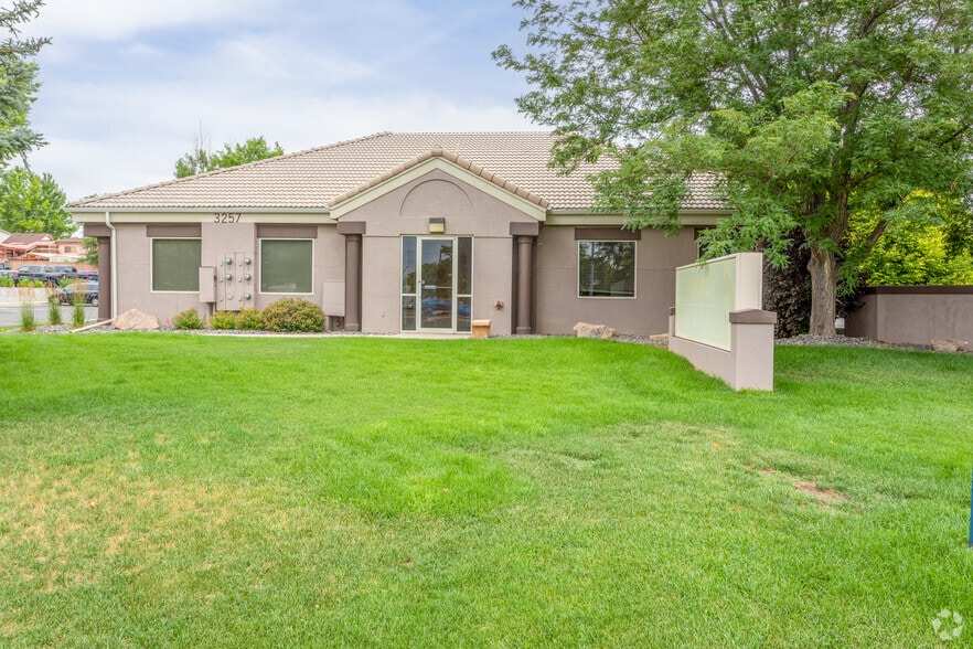 3257 W 20th St, Greeley, CO for lease - Building Photo - Image 2 of 3