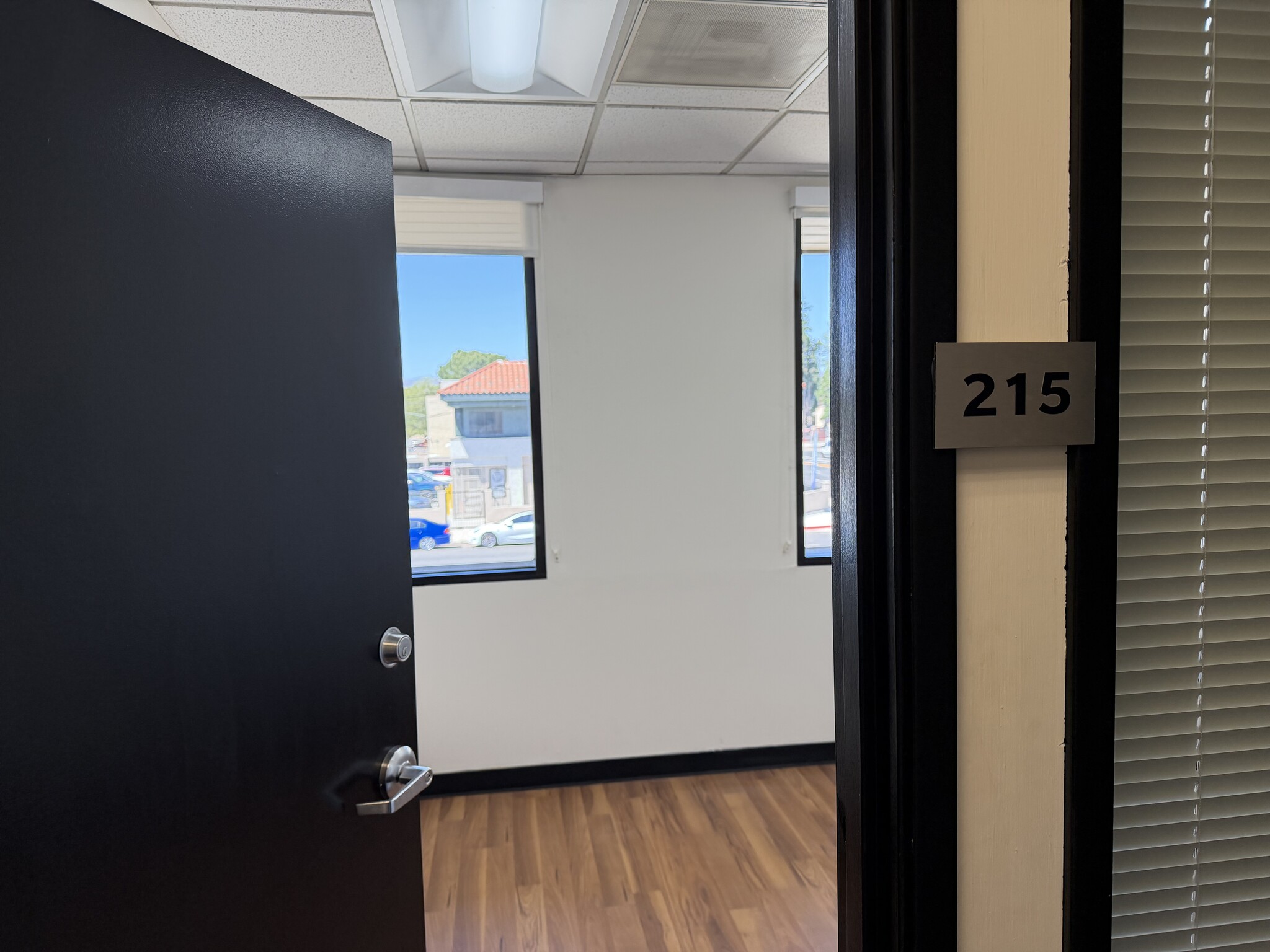 7301 Topanga Canyon Blvd, Canoga Park, CA for lease Interior Photo- Image 1 of 4