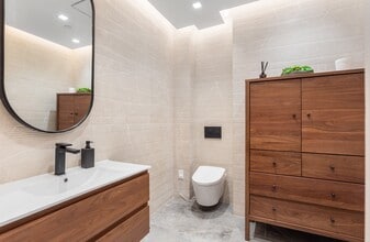 307 Fifth Ave, New York, NY à louer Photo intérieure- Image 2 de 6