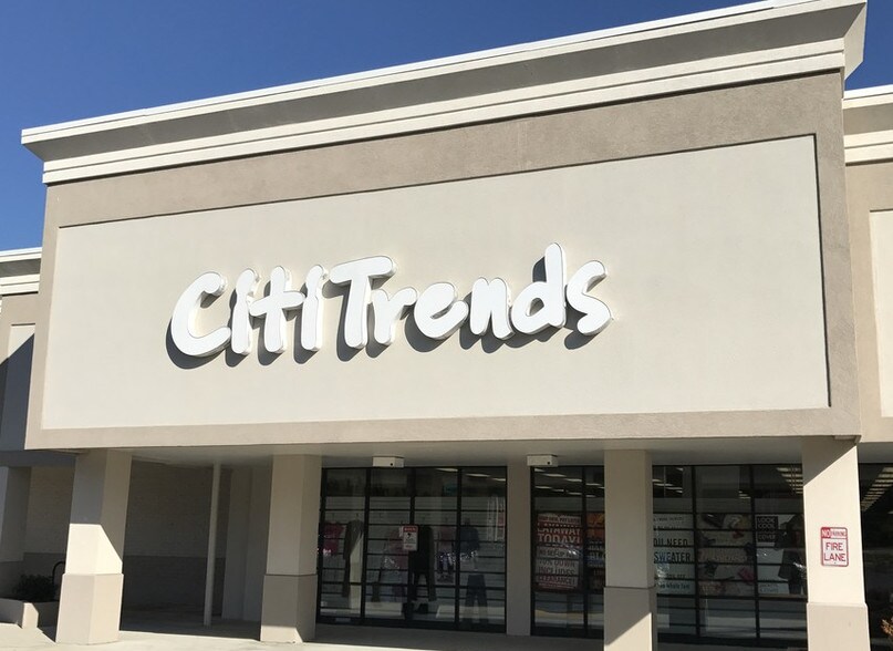 3600 N Duke St, Durham, NC à louer - Photo du bâtiment - Image 3 de 9