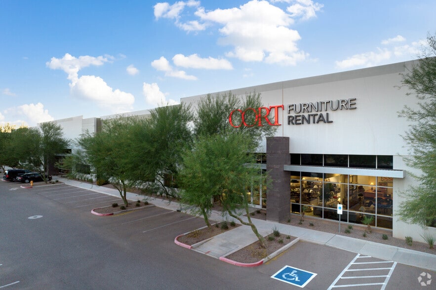 150 S Kyrene Rd, Chandler, AZ for lease - Building Photo - Image 1 of 6